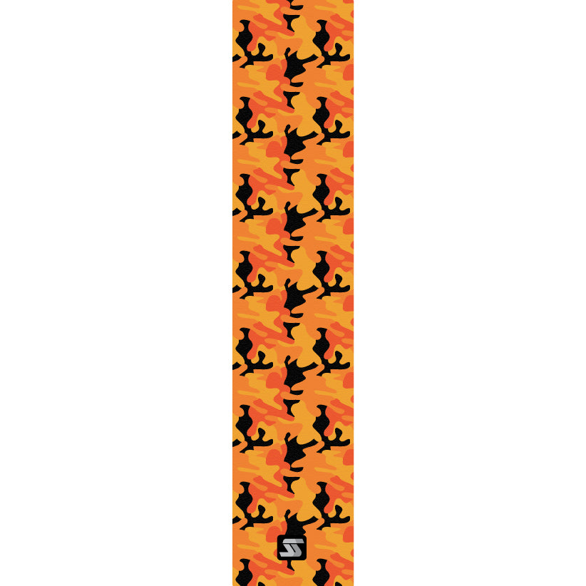 Orange camo gardening grip